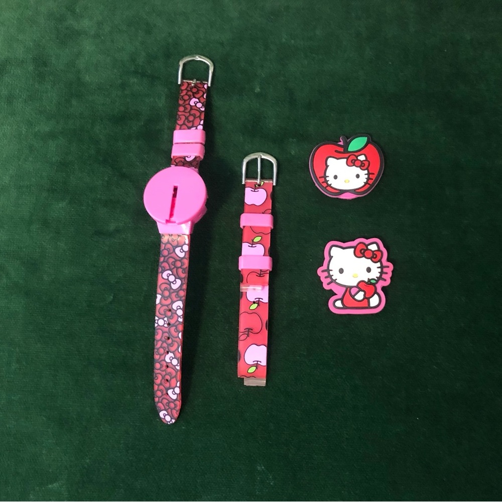 Hello Kitty Watch - Picture 2 of 10